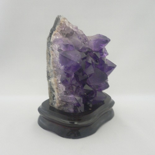 紫水晶（アメシスト） クラスタ　B